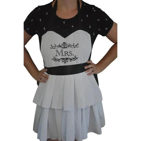 Chic White & Black "Mrs." Apron With Layered Skirt Design - Stylish Kitchen Appa - Picture 1 of 2